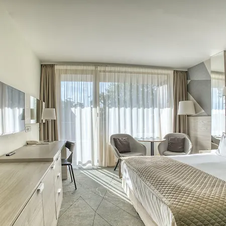 Hotel Ensana Thermal Margaret Island 4*