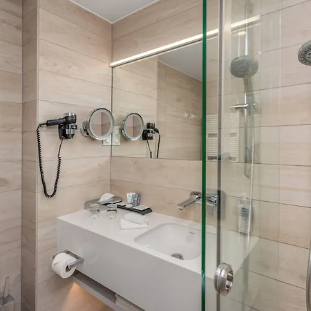 Hotel Ensana Thermal Margaret Island 4*