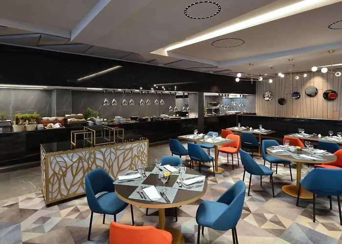 Ensana Thermal Margaret Island Hotell 4*