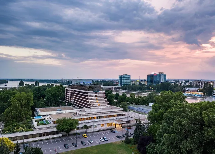 Ensana Thermal Margaret Island Hotell 4*